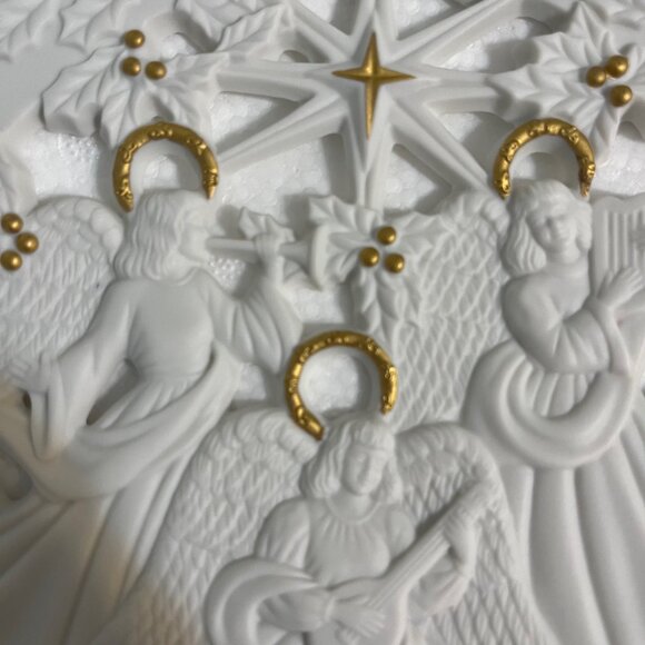 Lenox Collections - The Heralding Angels - Porcelain Plate with 24k Gold - Picture 3 of 10
